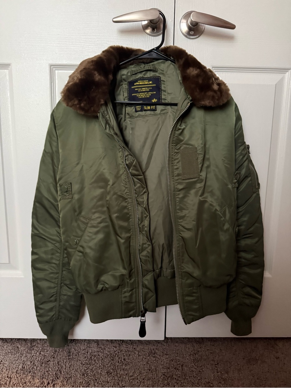 Alpha Industries Slim Fit Olive Green Bomber Jacket with Faux Fur Collar